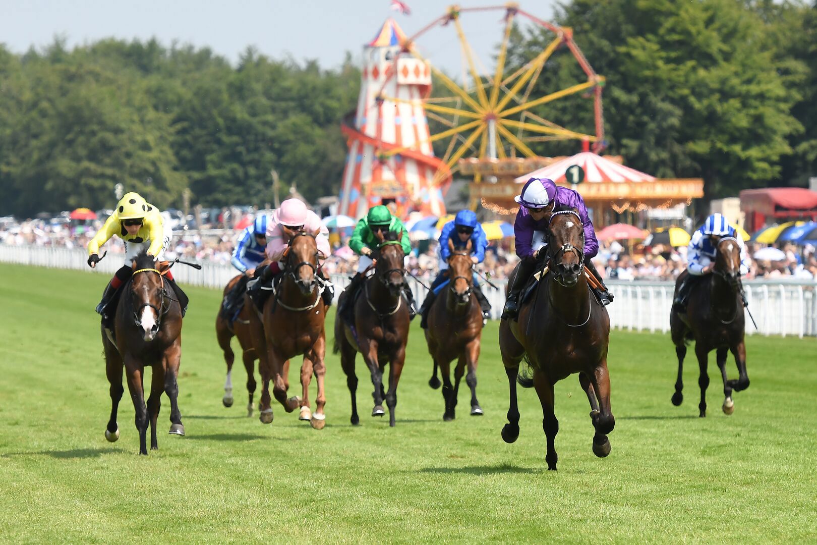 Goodwood Raceday - Sunday 11th June 2023. Pictured is the 2:10.BRITISH EBF 40TH ANNIVERSARY NOVICE STAKES (GBB/IRE INCENTIVE RACE) (Class 4)...Photograph by Liz FInlayson.