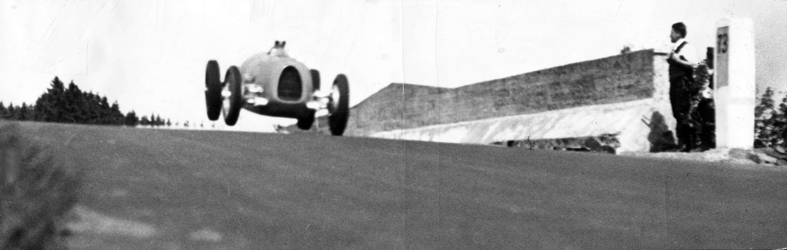 frankel_bernd_rosemeyer_goodwood_26011801.jpg