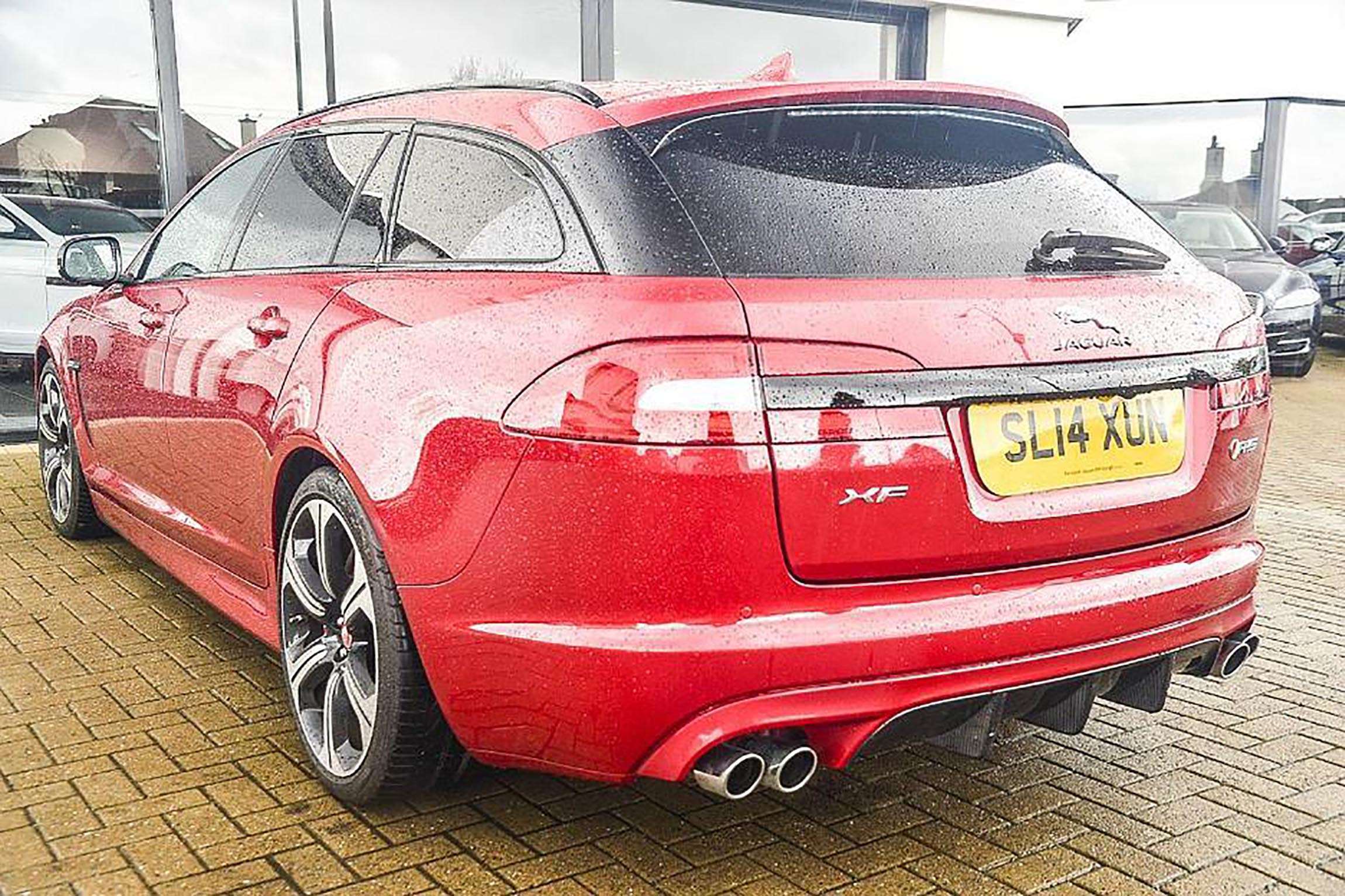 jaguar_xfrs_sportbrake_04071602.jpg