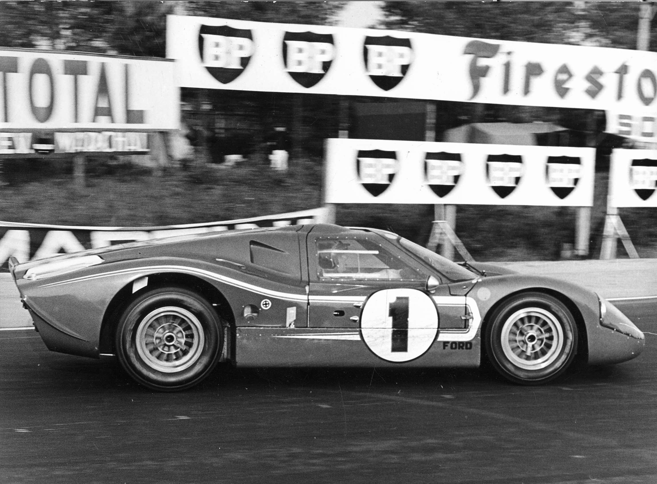 gpl-1967-le-mans-24hrs-winning-ford-mark-iv-shared-with-dan-gurney-at-mulsanne-corner.jpg