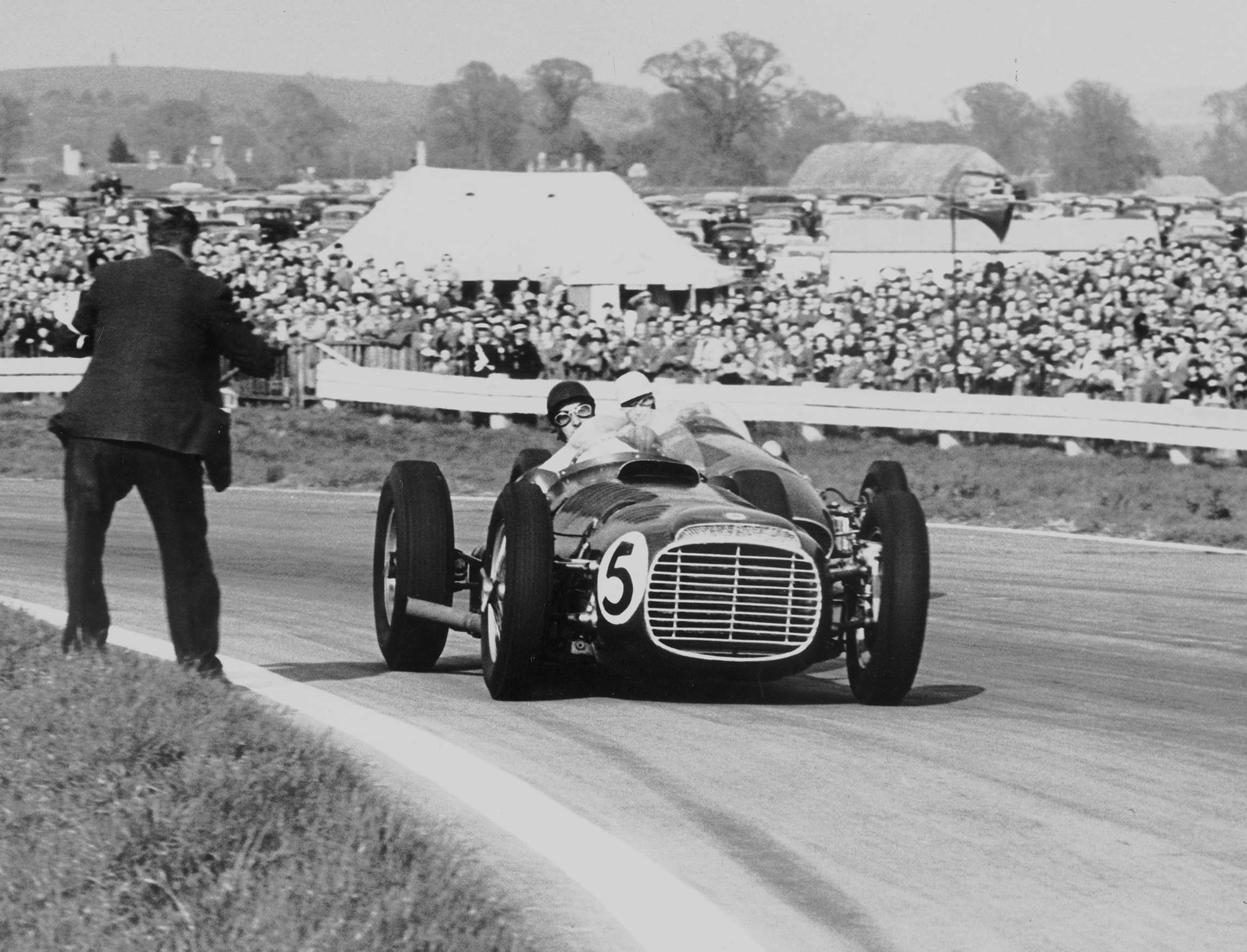 The Wharton BRM/Salvadori Maserati battle - Madgwick Corner