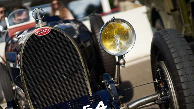 goodwood_breakfast_club_classic_bugatti_17082017_01.jpg64.jpg