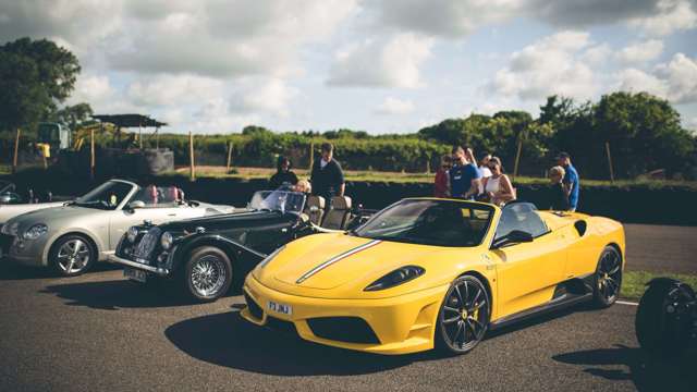 breakfast_clu_soft_top_sunday_supercars_goodwood_07062017_1063.jpg