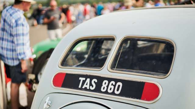 fos2019-bc-classiccar-peugeot-402-1937-james-lynch-goodwood-04081908.jpg