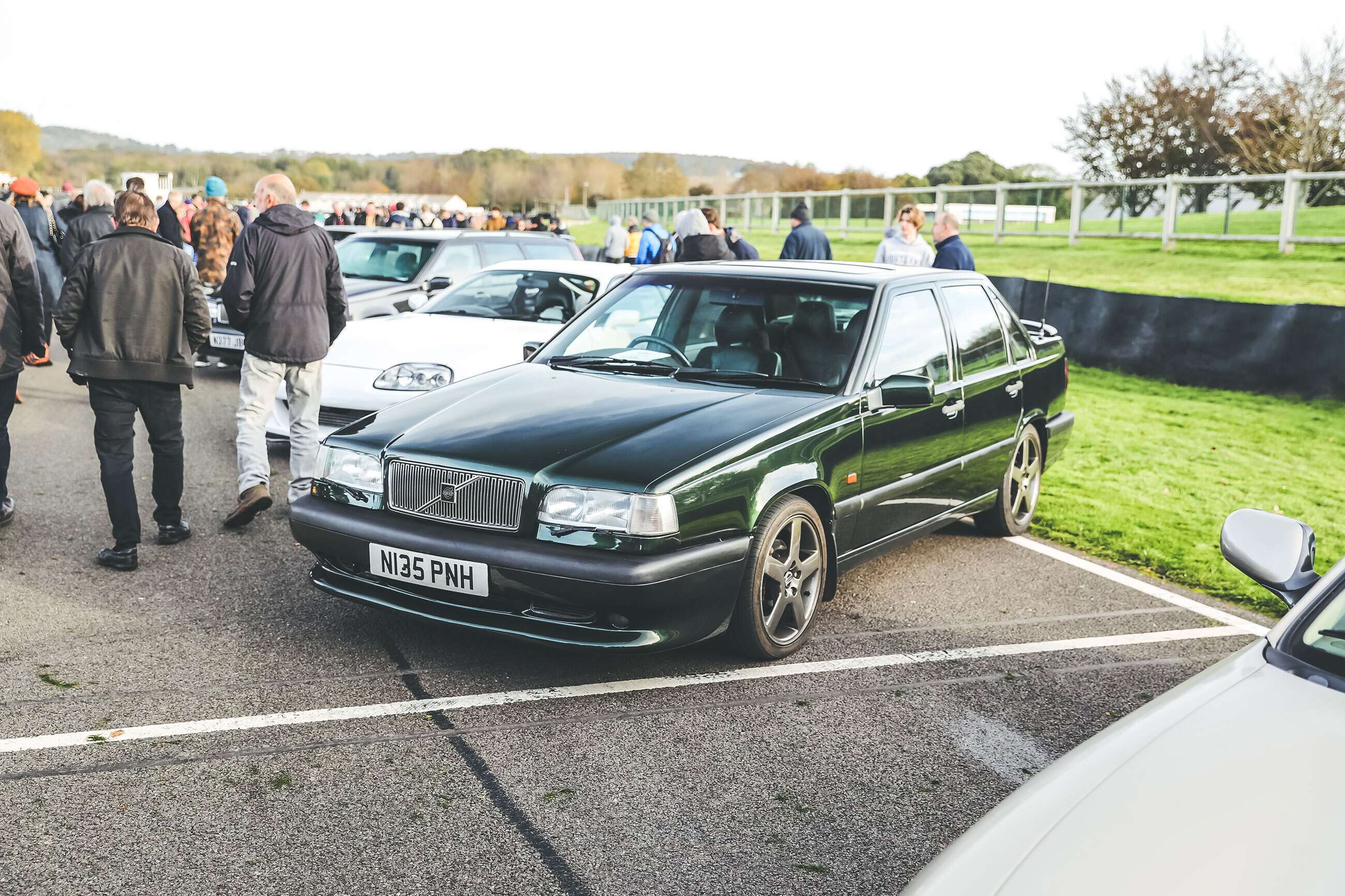 volvo-850r-90s-sunday-breakfast-club-2021-joe-harding-goodwood-08112021.jpg