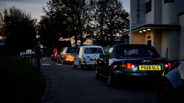 90s-sunday-early-arrivals-james-lynch-goodwood-07112118.jpg