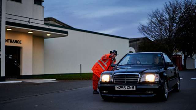 90s-sunday-early-arrivals-james-lynch-goodwood-07112123.jpg