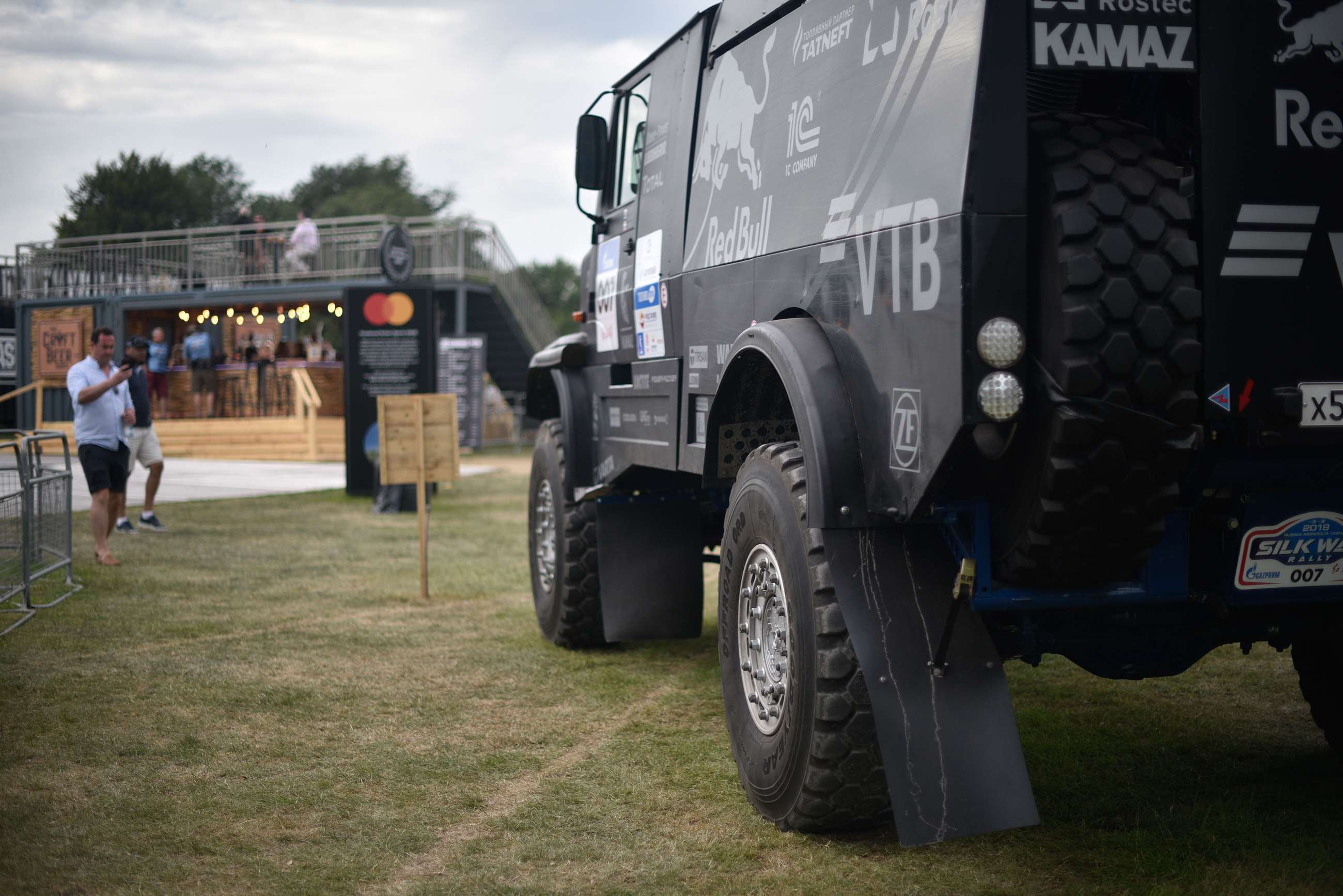 fos-2019-kamaz-dakar-truck-pete-summers-goodwood-11071909.jpg