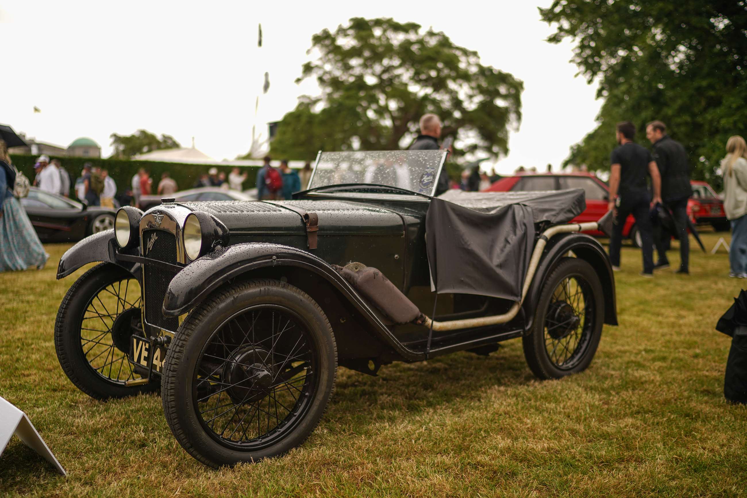 The versatile Austin 7 on the Cartier Style et Luxe GRR