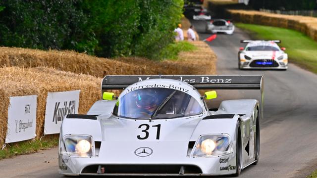 Mercedes-Benz_130_years_Goodwood_33.jpg