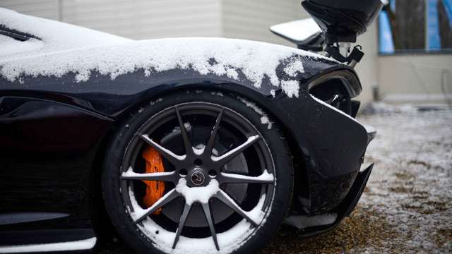 mclaren_senna_snow_goodwood_76mm_21031810.jpg