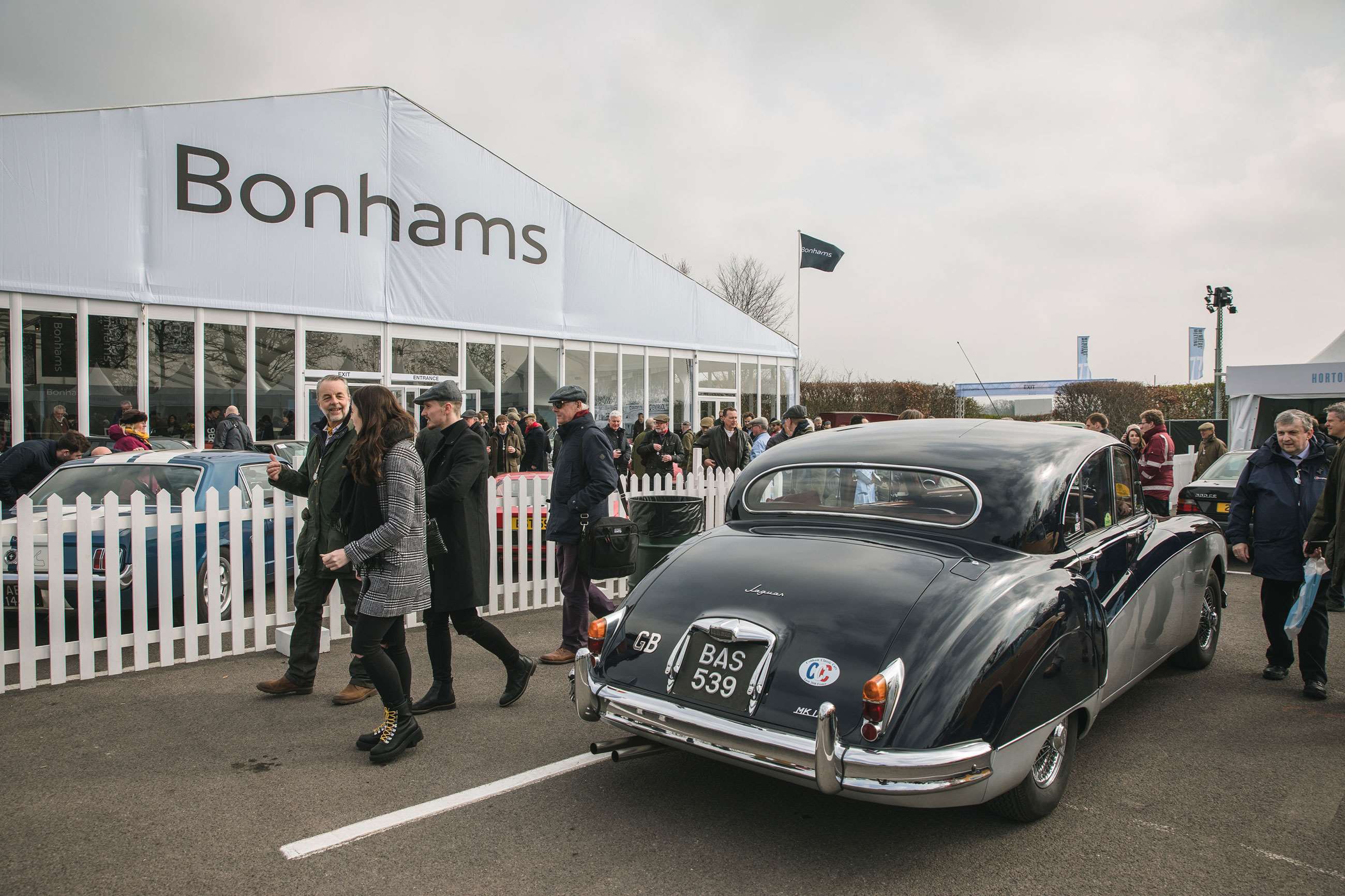 bonhams-78th-members-meeting-goodwood-cancelled-2020-steven-stringer-matt-sills-goodwood-24032020.jpg