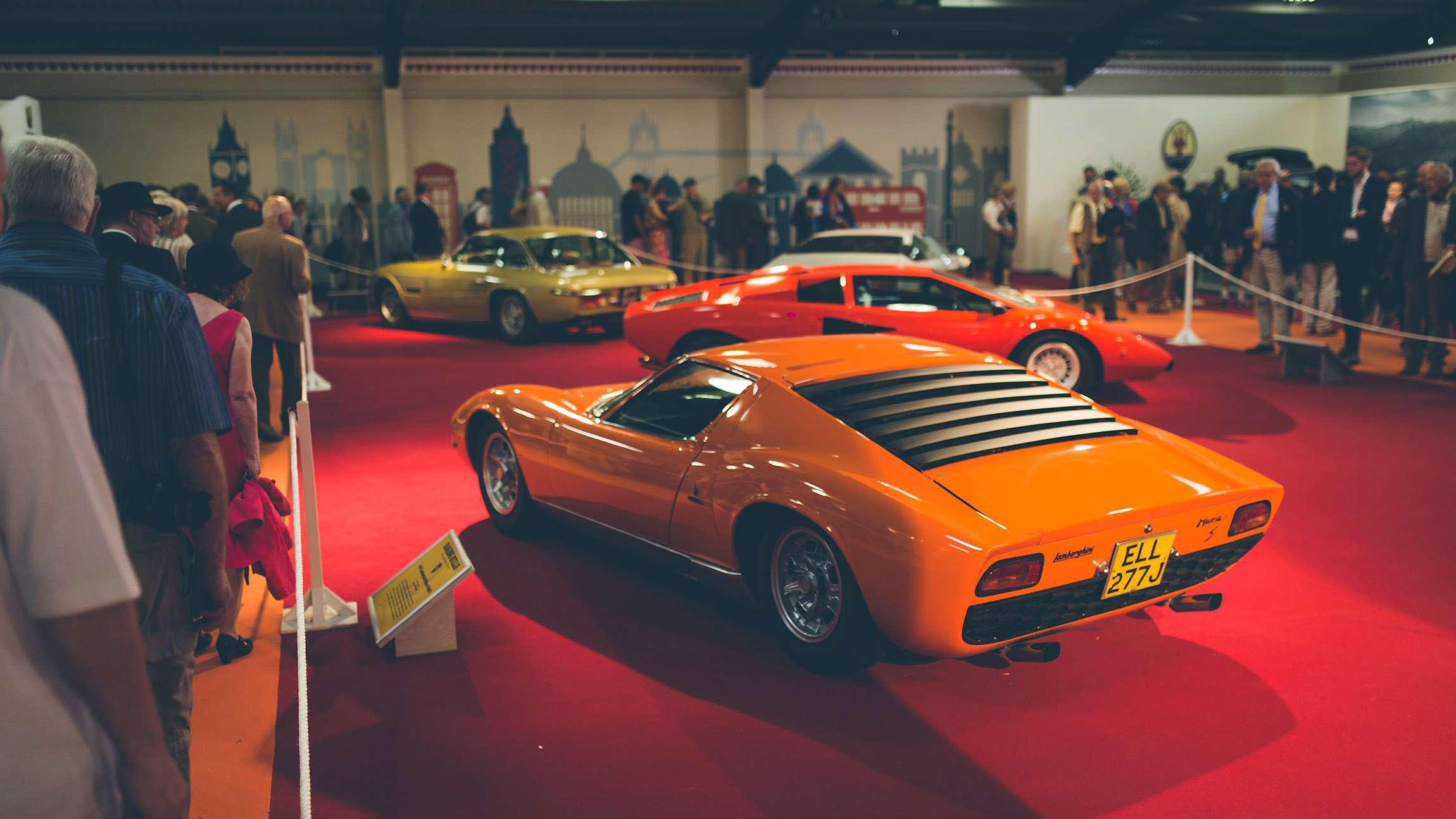 lamborghini_miura_goodwood_revival_video_play_21091601.jpg