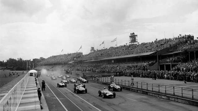 aintree_stirling_moss_1957_goodwood_revival_24082017_03.jpg