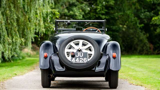 1932-bugatti-type-5513091912.jpg