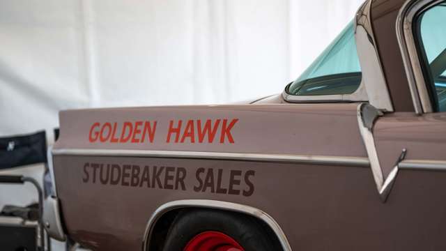 studebaker-golden-hawk-revival-2023-13.jpg