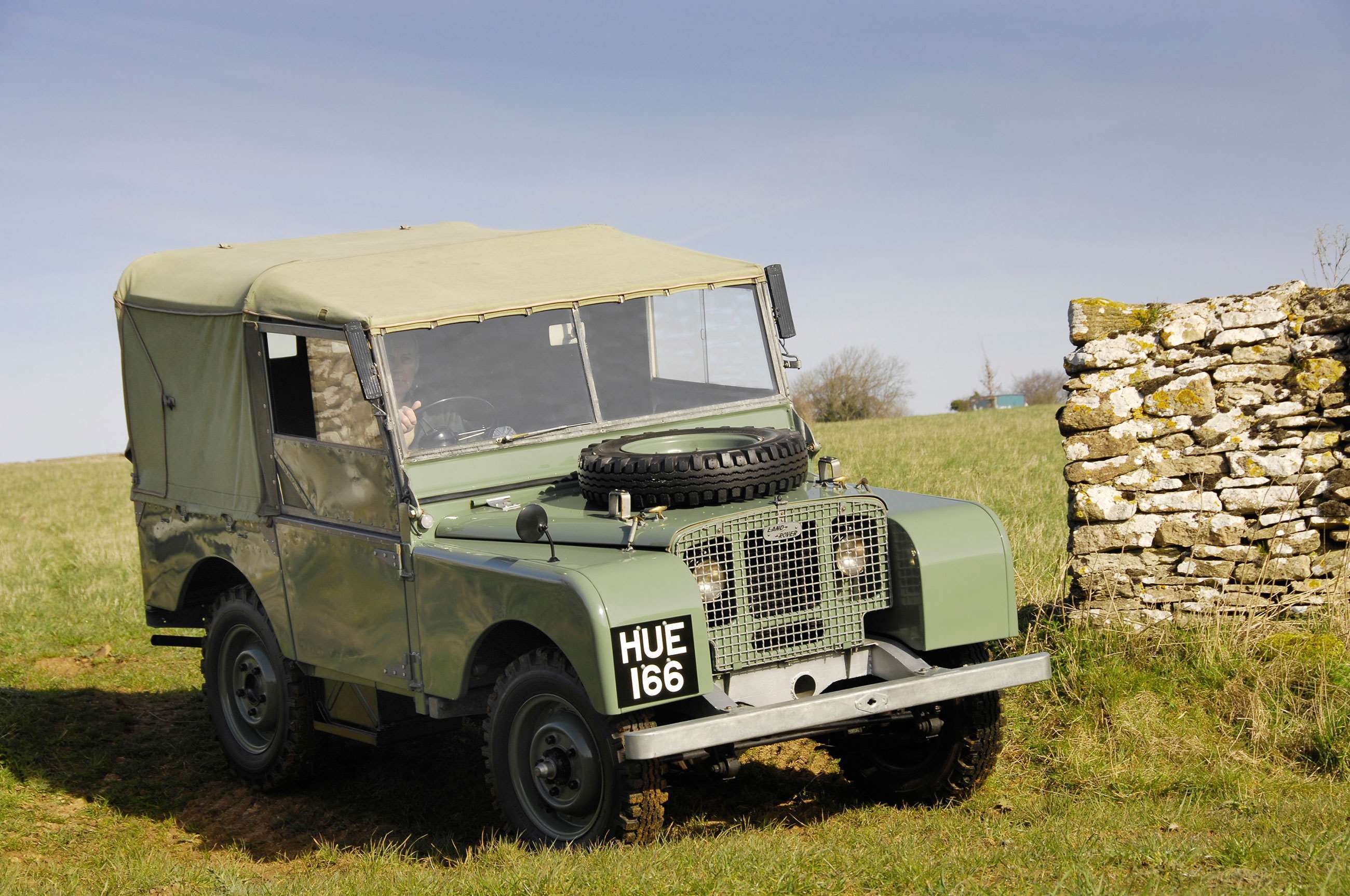 land-rover-series-1-defender-goodwood-30102020.jpg