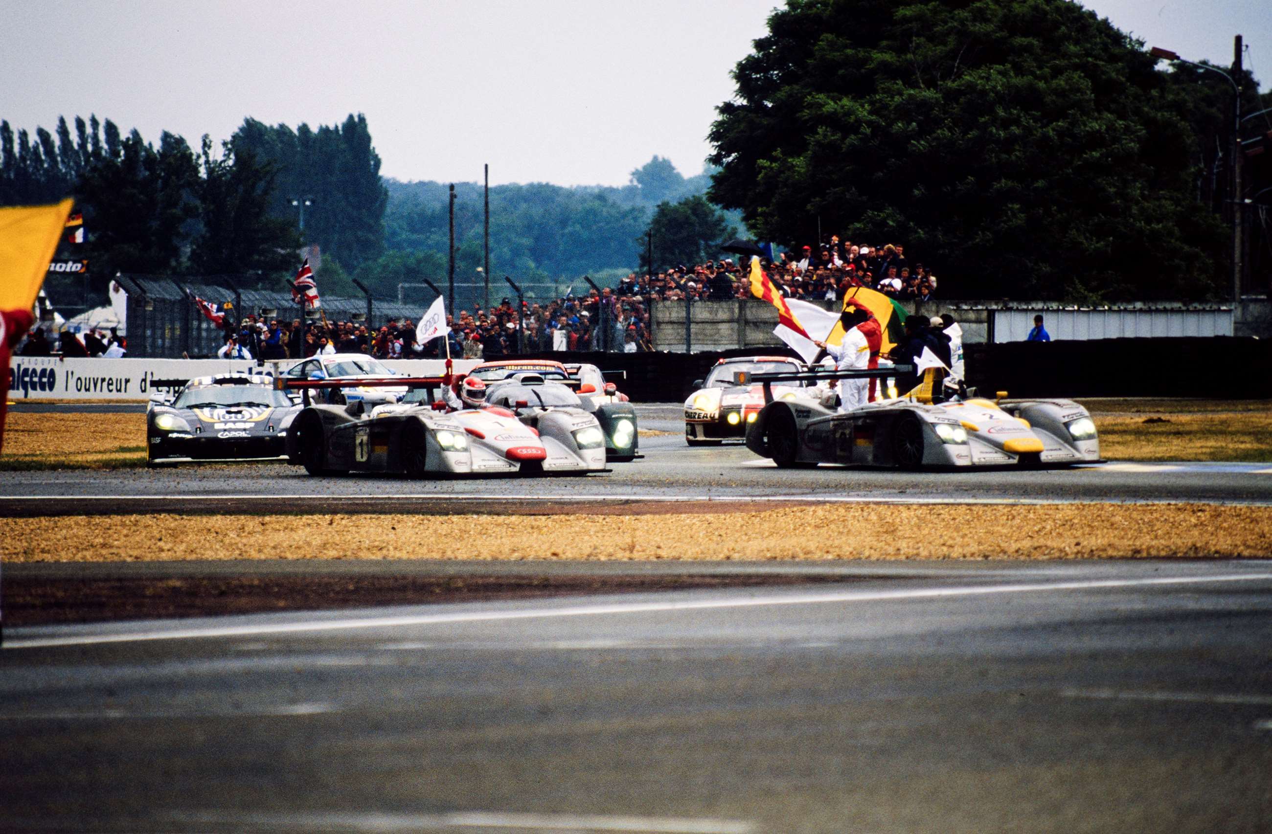 porsche-wsc-95-audi-r8-le-mans-goodwood-speedweek01.jpg