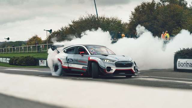 speedweek-driftkhana-jordan-butters-goodwood-18102030.jpg