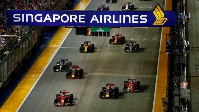 memorable-singapore-grand-prix-moments-f1-04.jpg