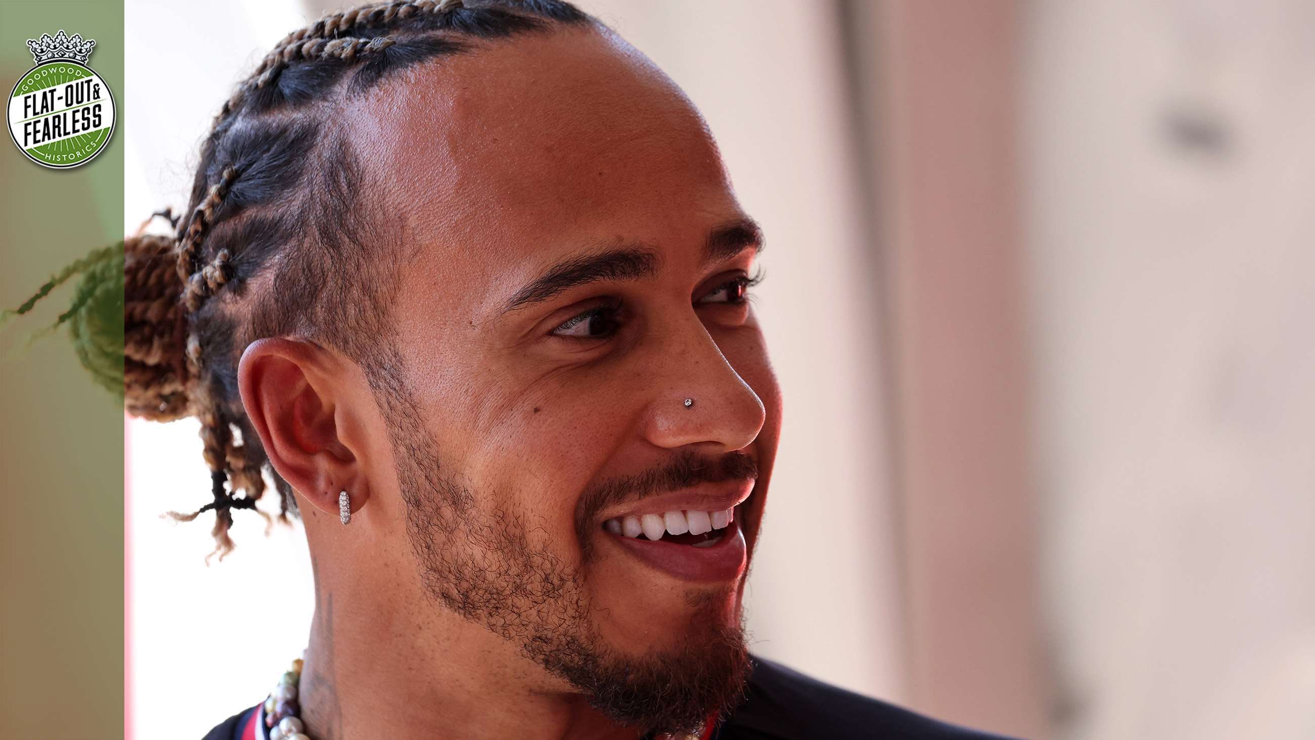 Lewis Hamilton signs a new Mercedes F1 contract until 2025 GRR