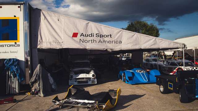 hsr_sebring_classc_12_paddock_01121704.jpg