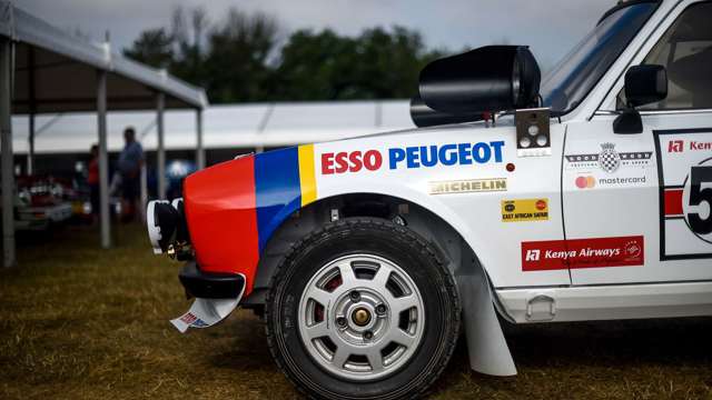 peugeot_504_pickup_fos_goodwood_31071804.jpg