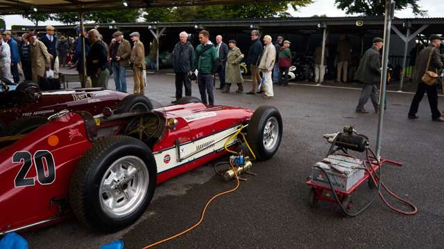 kurtis_kraft_offenhauser_goodwood_revival_23011809.jpg