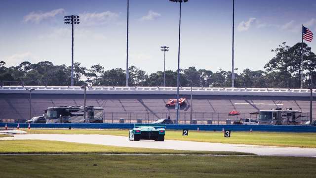 group_c_hsr_classic_daytona_24_thursday_practice_181108_0808111808.jpg