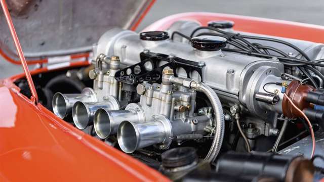skoda-1100-ohc-red-racer-engine-goodwood-10102019.jpg