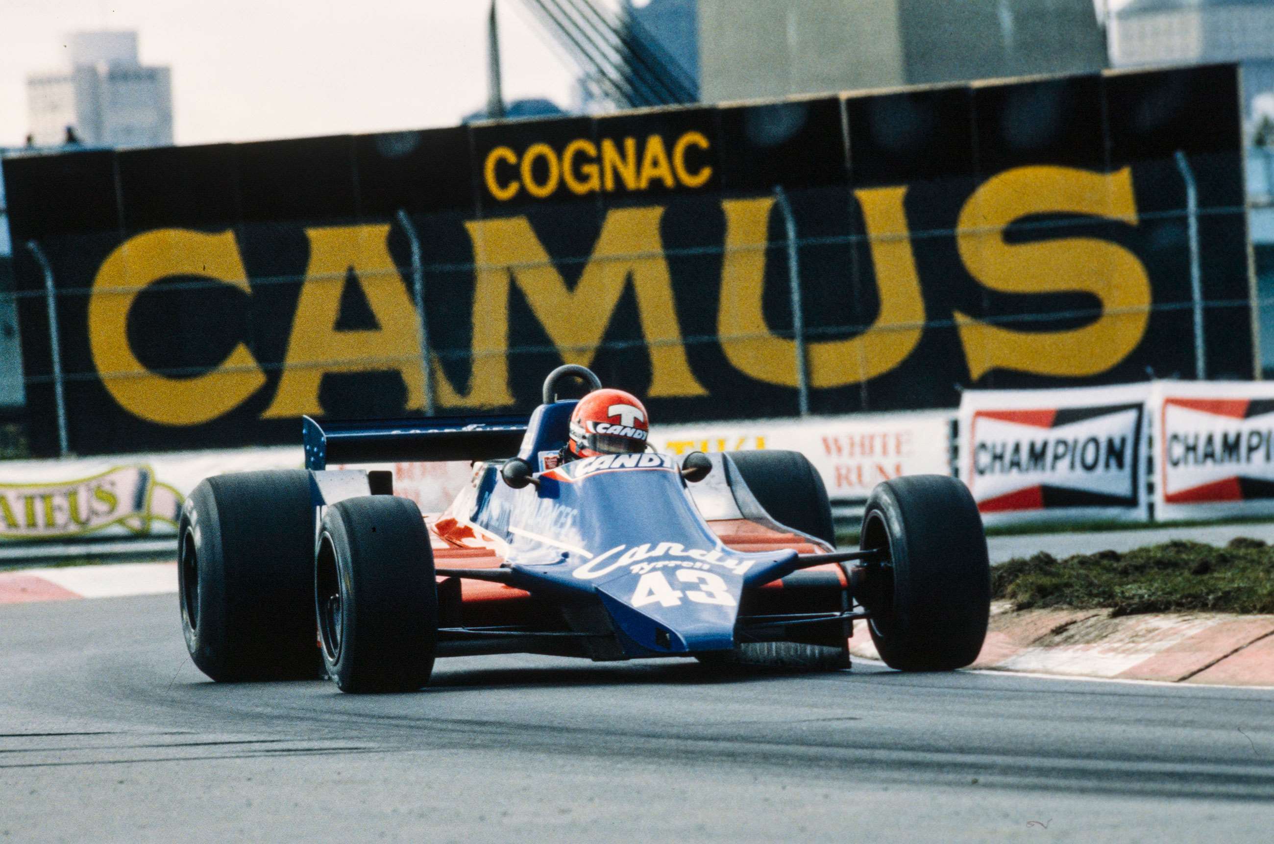 Thackwell driving a Tyrell 010 Ford at the Canadian Grand Prix, 1980.