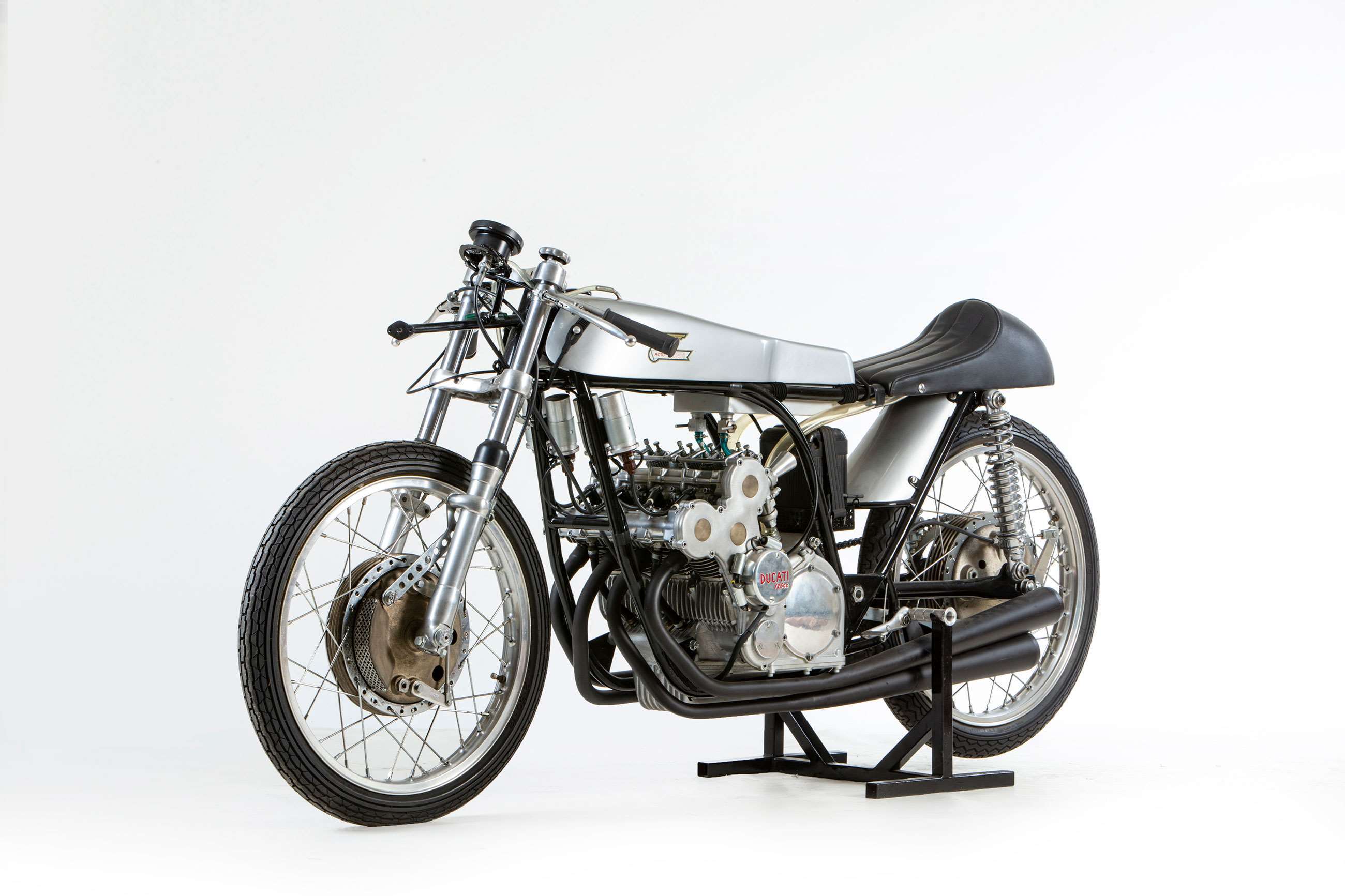 1965-ducati-125cc-four-cylinder-grand-prix-bonhams-goodwood-19022020.jpg
