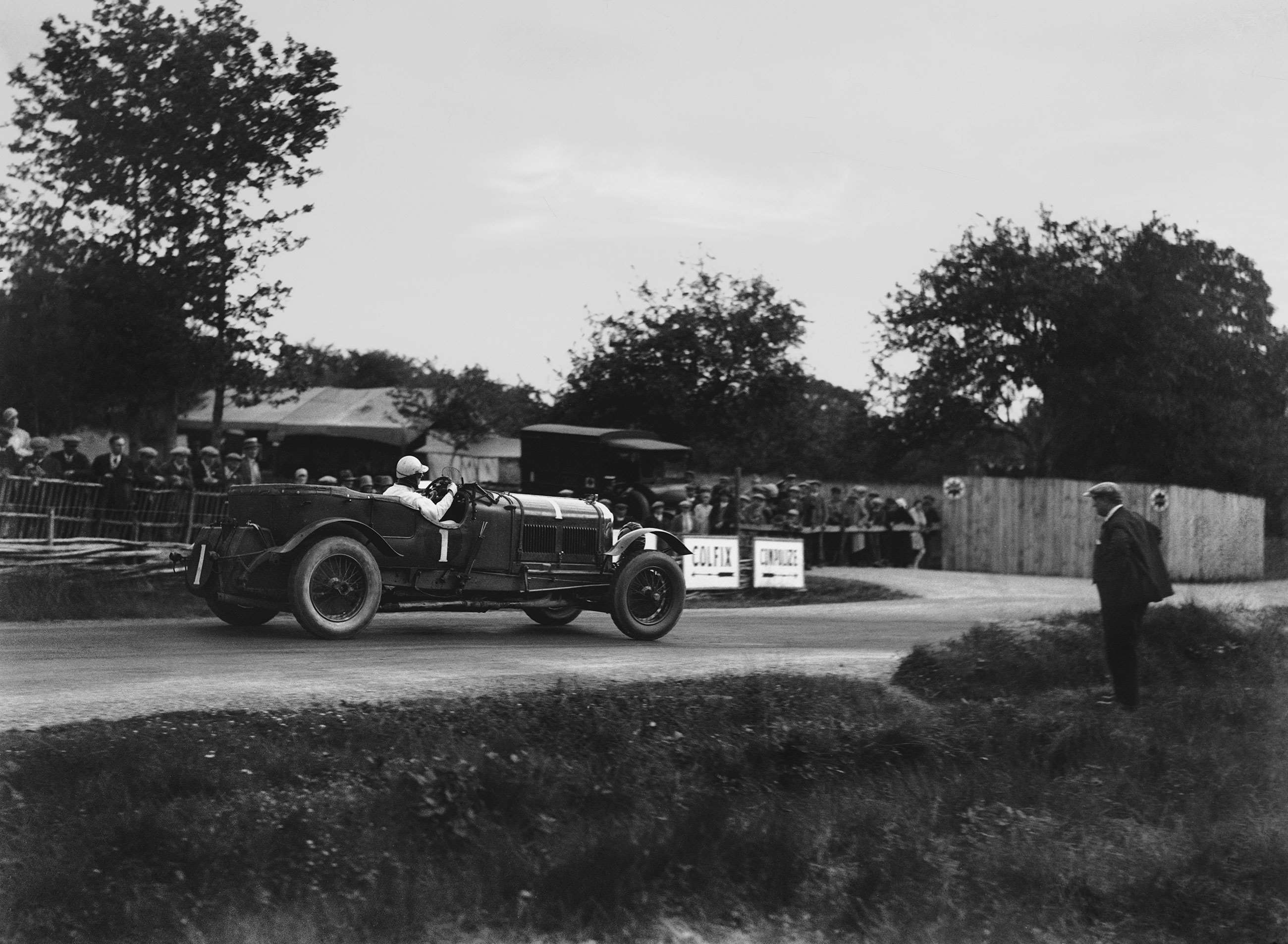 Barnato at the wheel of his Bentley Speed Six ('Old Number One') on the way to his second Le Mans 24 Hours victory, paired this time with Tim Burkin.