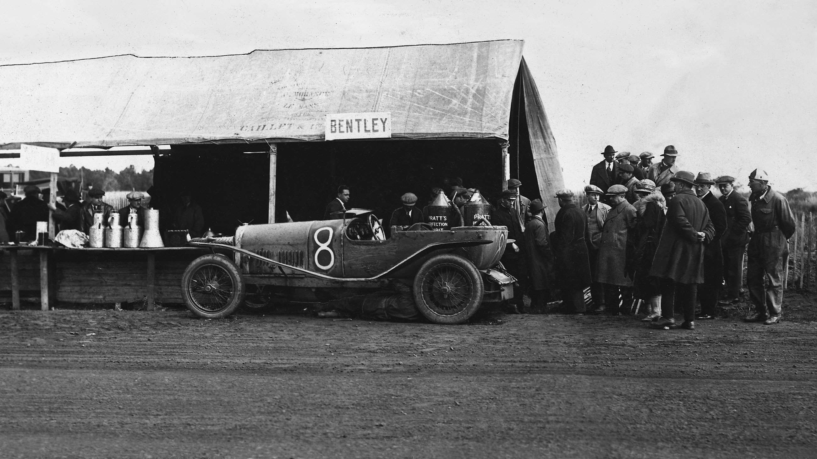 Le Mans, 1923, and the Bentley 3.0-litre Sport of John Duff and Frank Clement. 