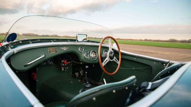 austin-healey-100s-sports-racing-evv-106-interior-bonhams-30112021.jpg