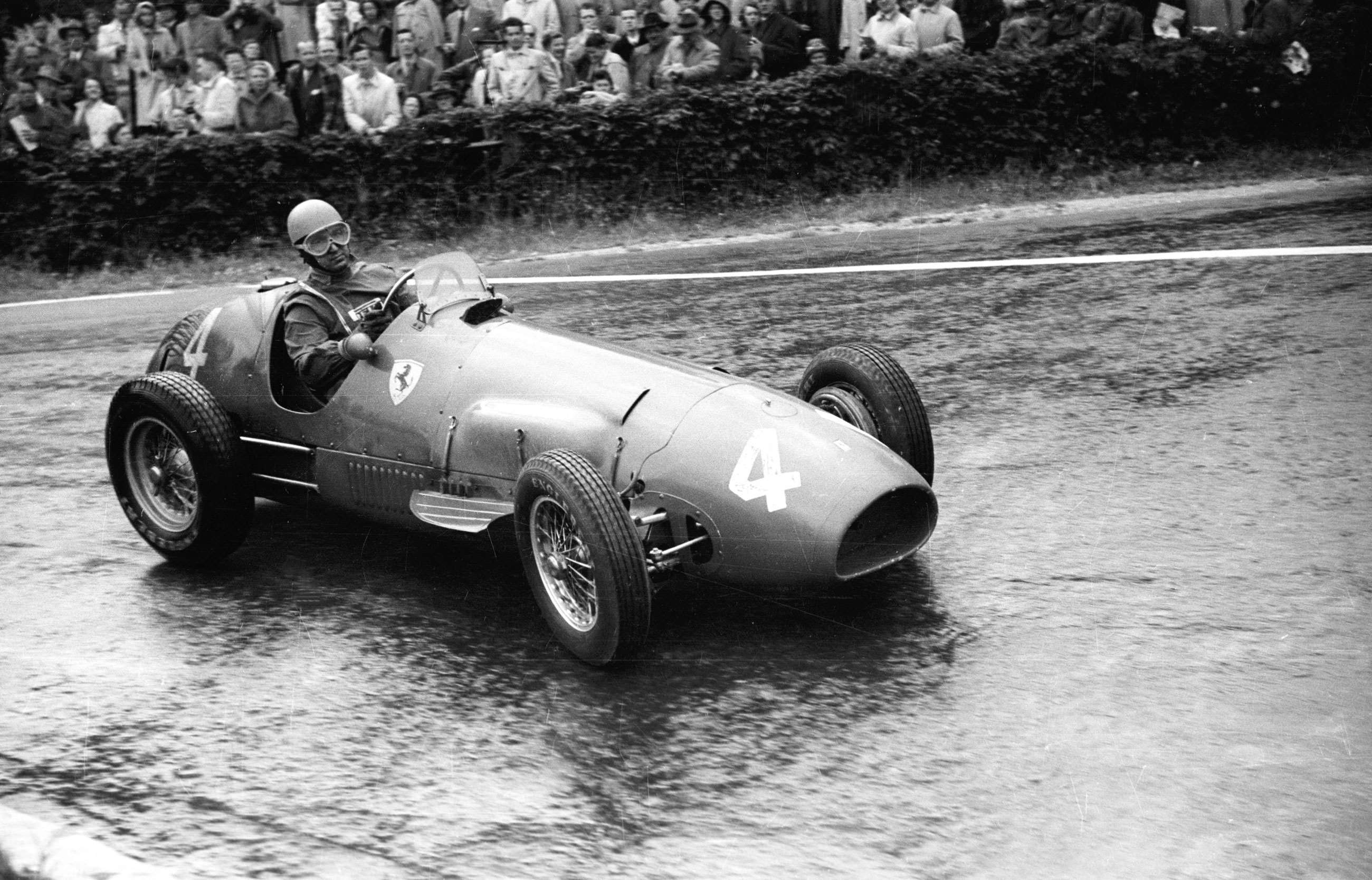 best-ferrari-f1-cars-2-ferrari-tipo-500-alberto-ascari-f1-1952-belgium-lat-mi-goodwood-09112021.jpg