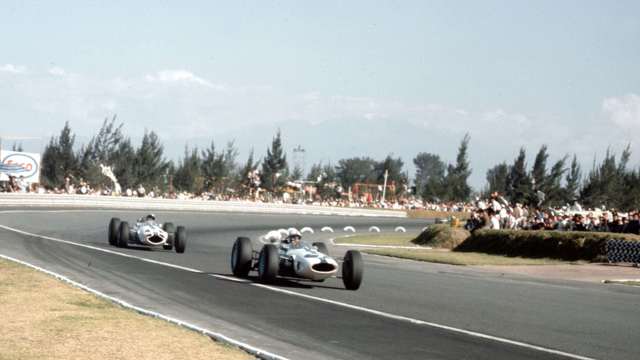 best-tital-deciding-f1-races-9-1964-mexico-john-surtees-lorenzo-bandini-ferrari-158-lat-mi-06122021.jpg