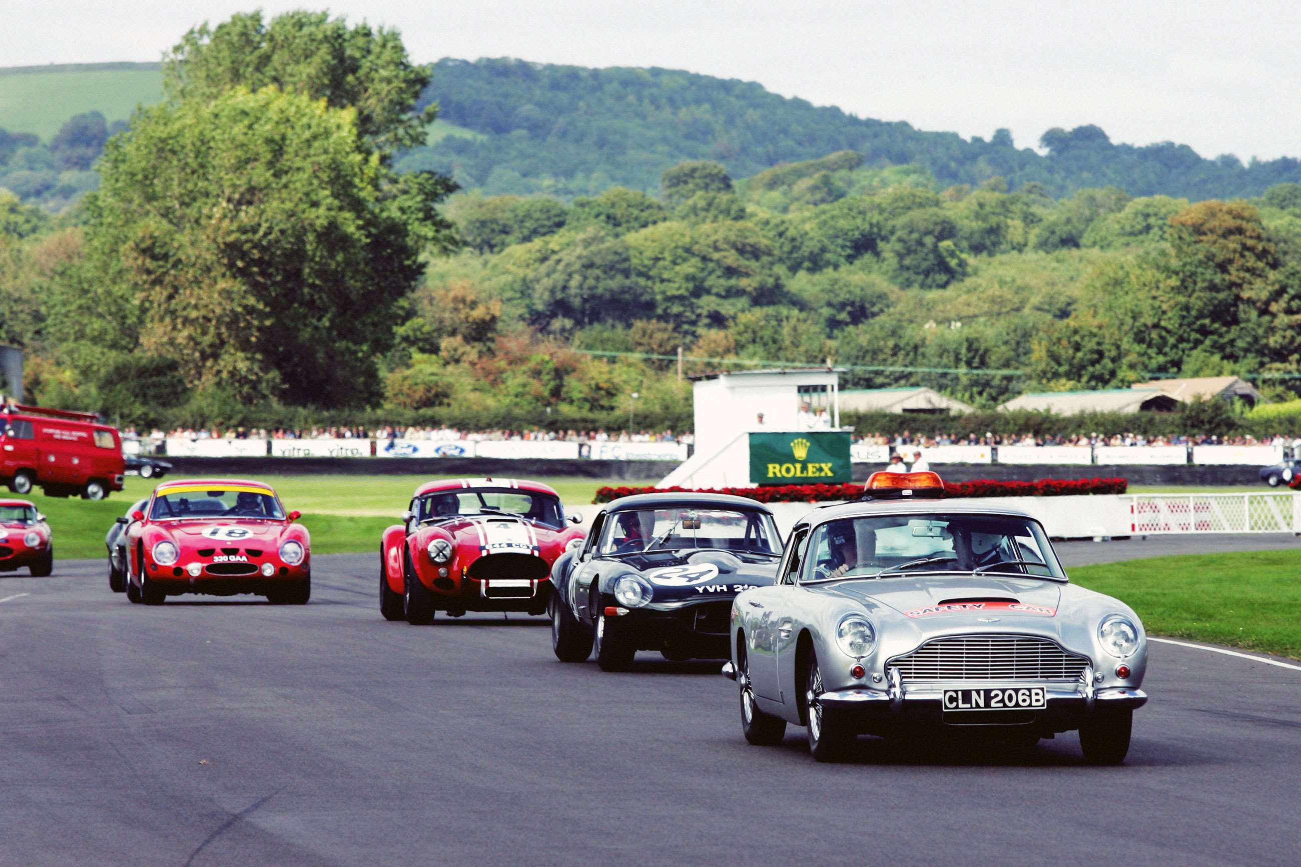 best-safety-cars-8-aston-martin-db5-revival-2007-edd-hartley-mi-07122021.jpg