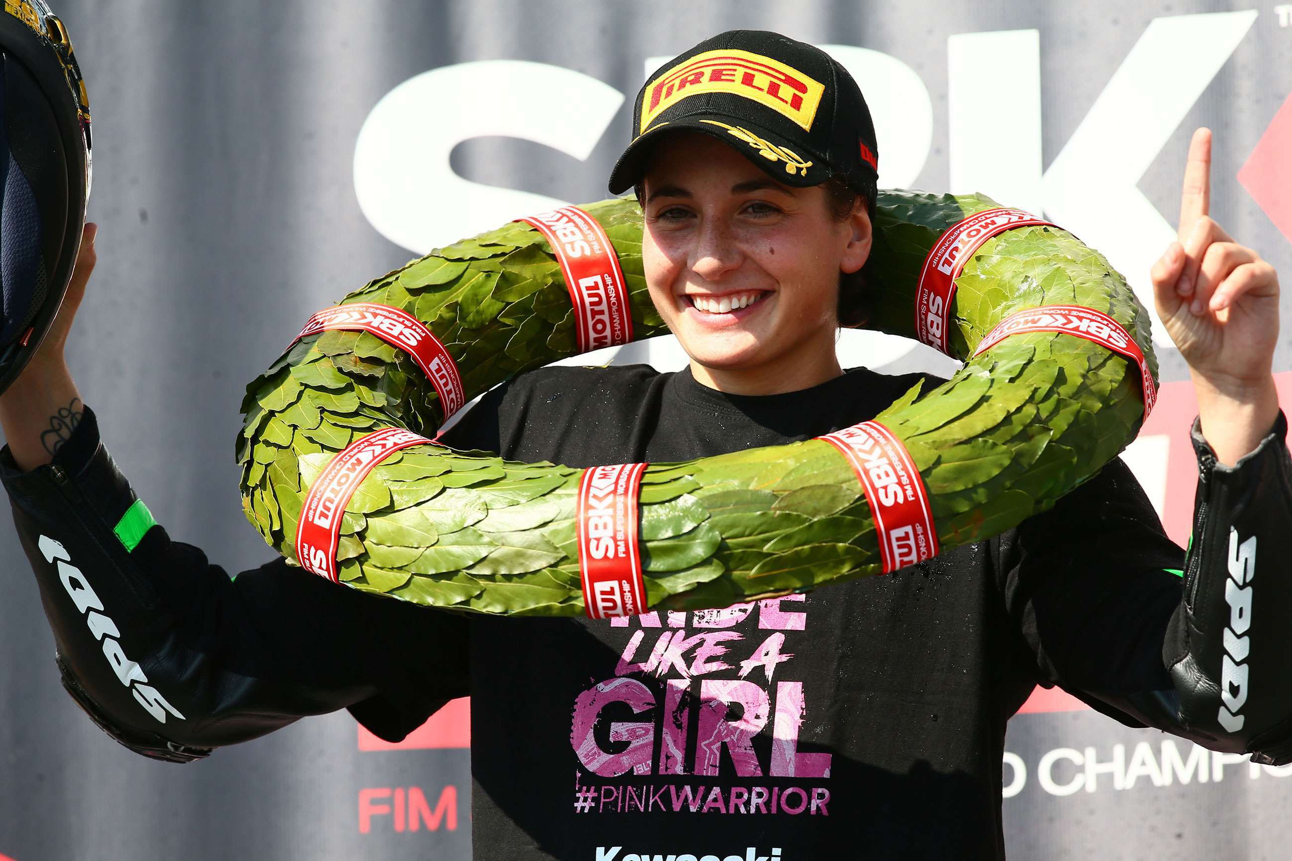 pioneering-female-motorcyclists-ana-carrasco-magny-cours-world-superbike-2018-mi-goodwood-13042021.jpg