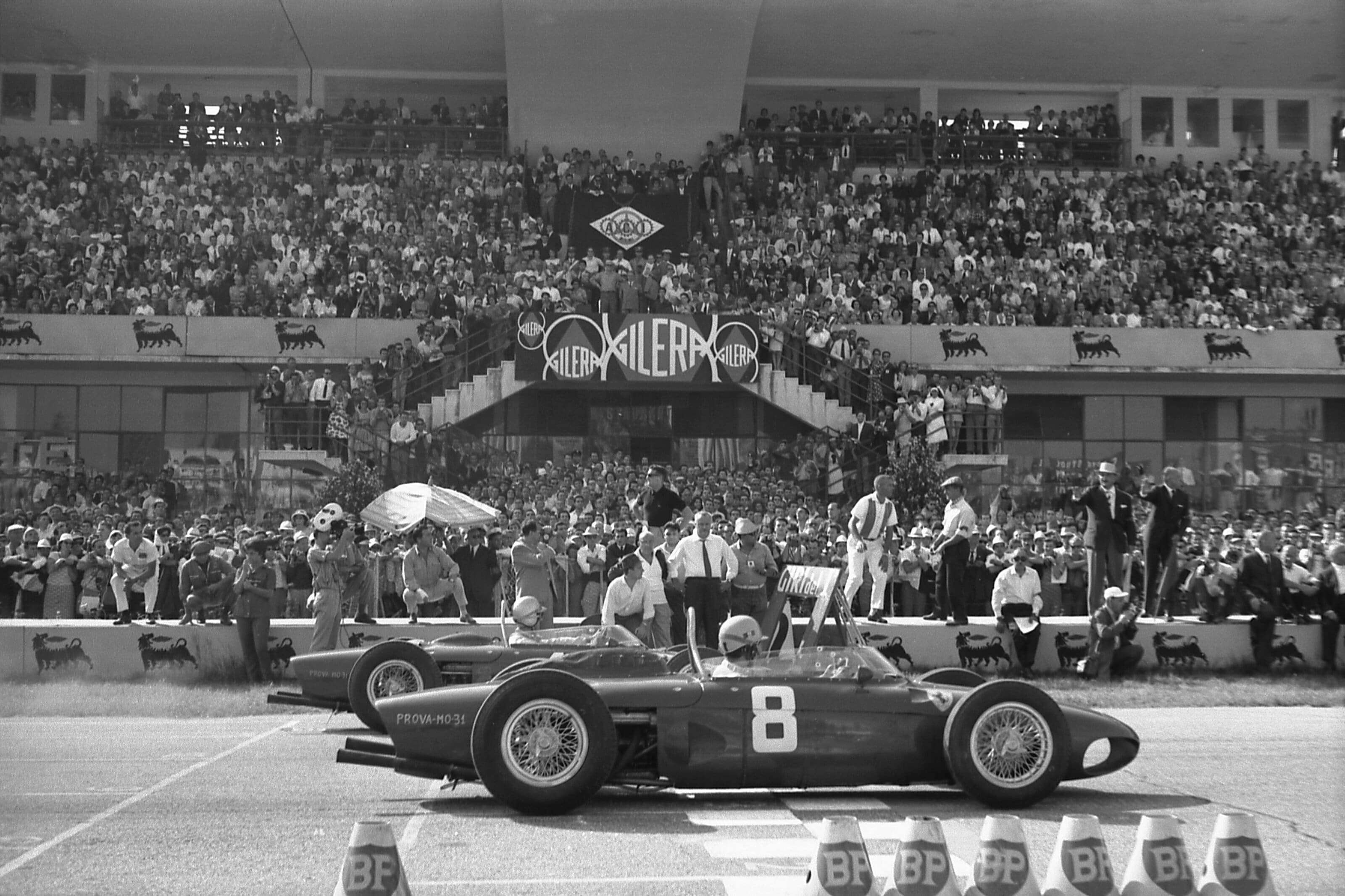 Ricardo Rodriguez (car no.8) and Wolfgang von Trips (car no.6) on the front row of the grid at Monza. 