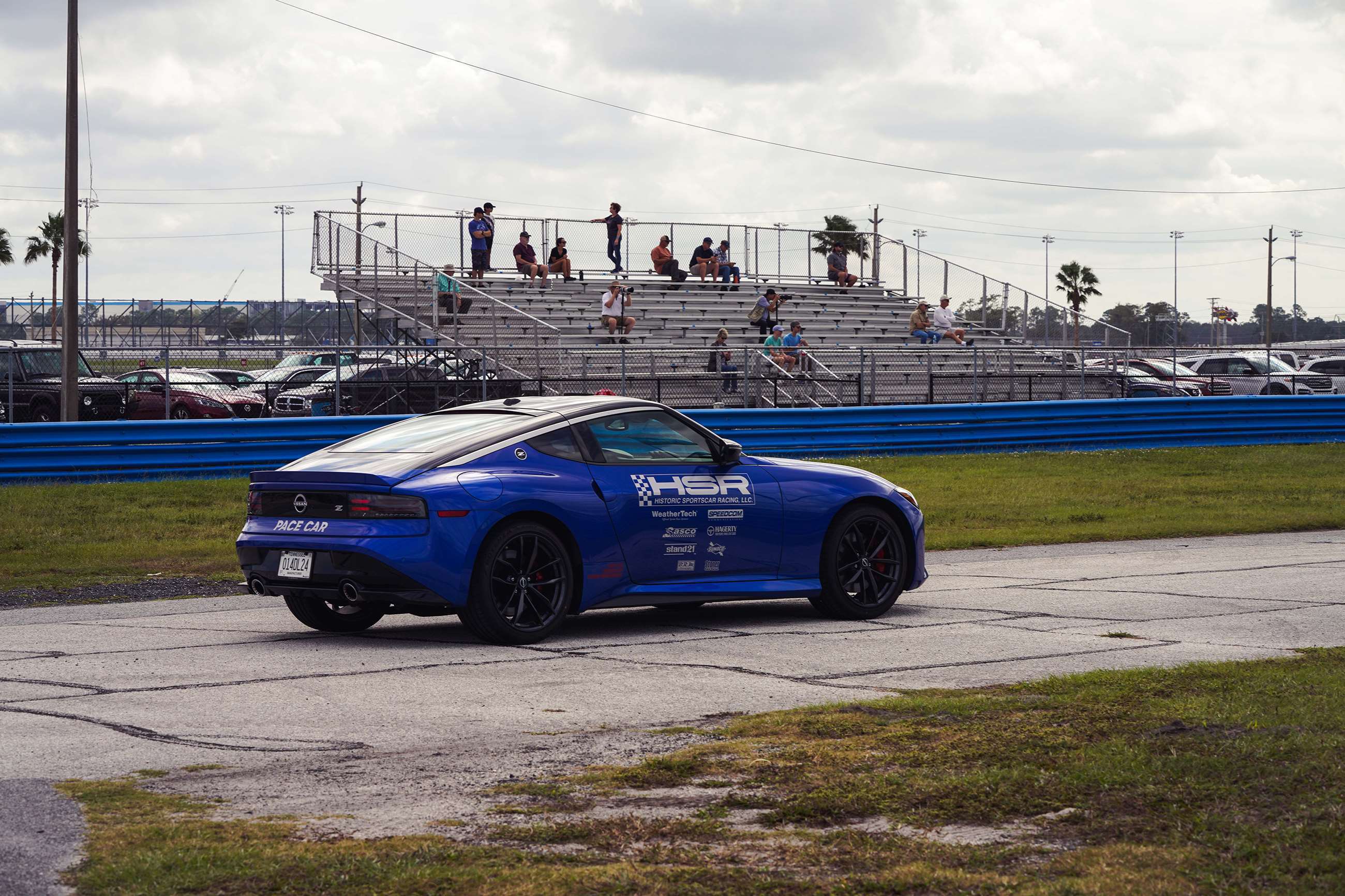 classic-daytona-24-2022-nissan-z01.jpg