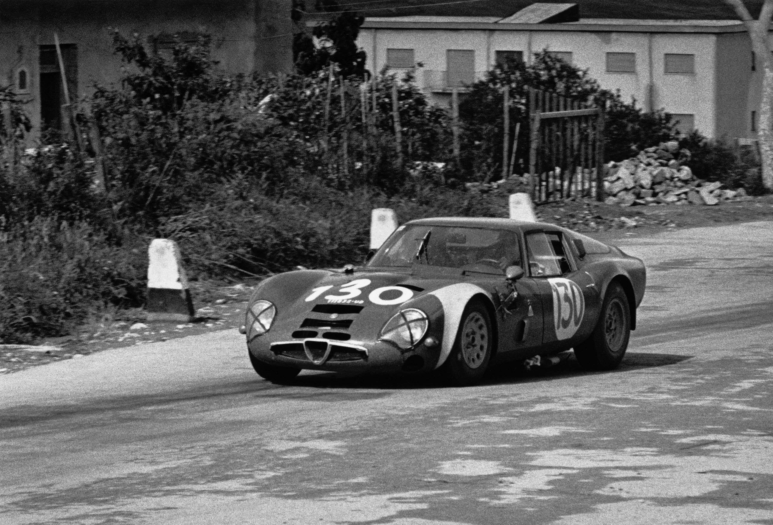 most-beautiful-racing-cars-8-alfa-romeo-tz2-little-madonie-circuit-1966-bianchi-bussinello-lat-mi-17032022.jpg