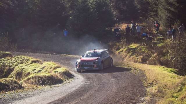 wales_rally_gb_02111703.jpg