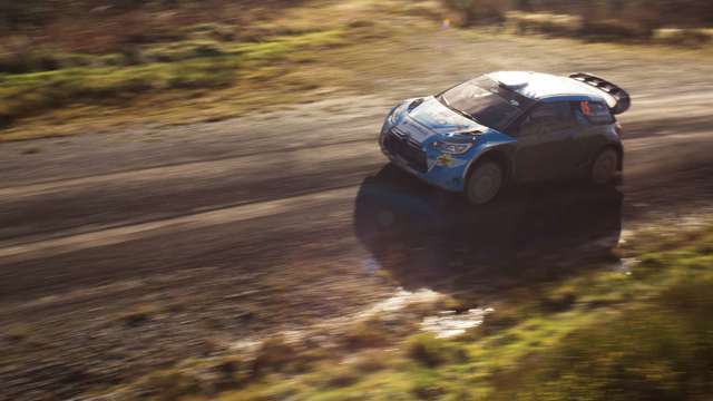 wales_rally_gb_02111711.jpg