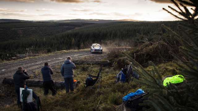 wales_rally_gb_02111729.jpg