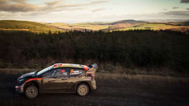 wales_rally_gb_02111730.jpg