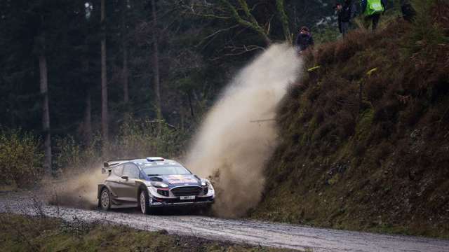 wales_rally_gb_02111754.jpg