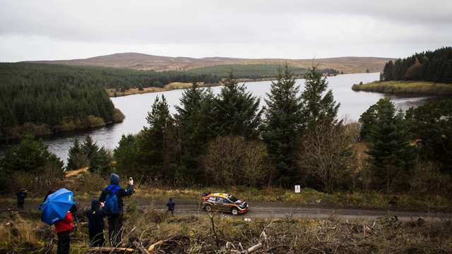 wales_rally_gb_02111789.jpg