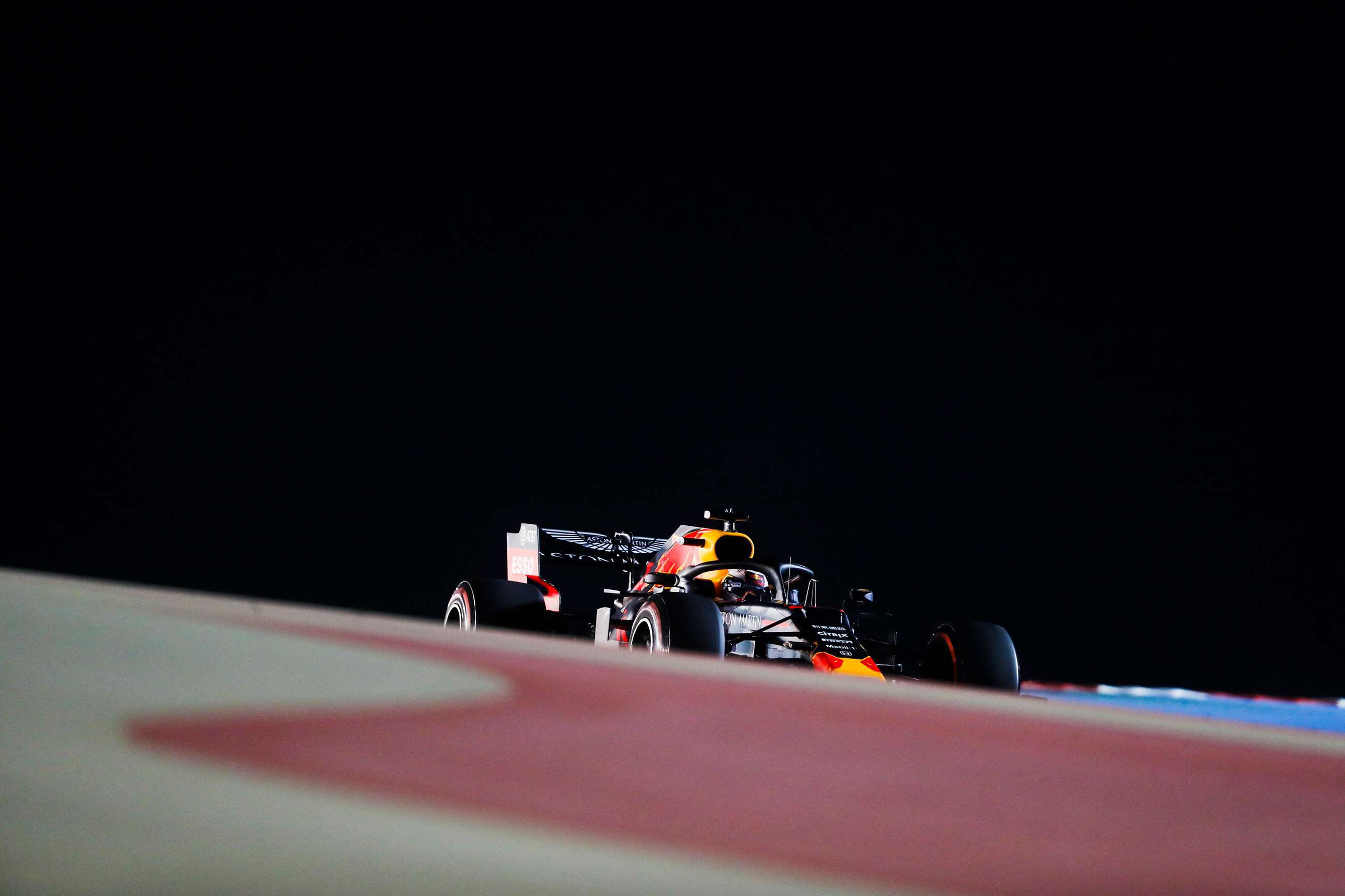 f1-2019-china-preview-max-verstappen-steven-tee-lat-goodwood-08042019.jpg