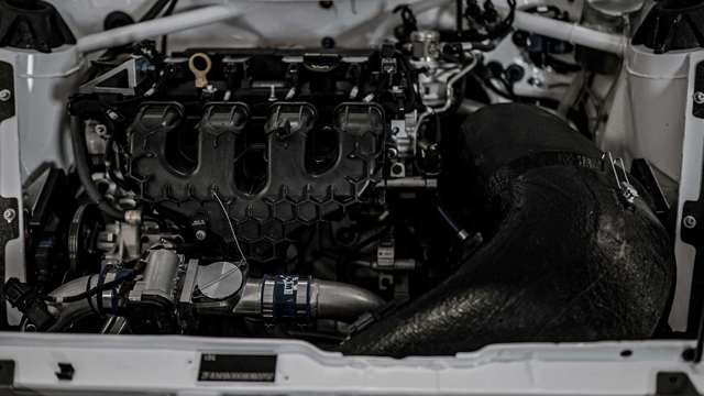 panda-4x4-by-m-sport-engine-06122021.jpg